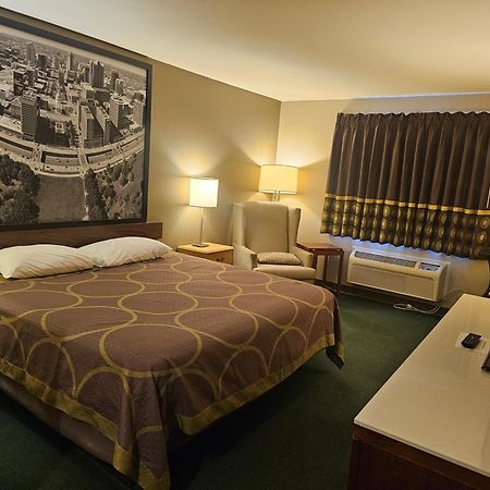 Super 8 By Wyndham Ava Motel Ngoại thất bức ảnh