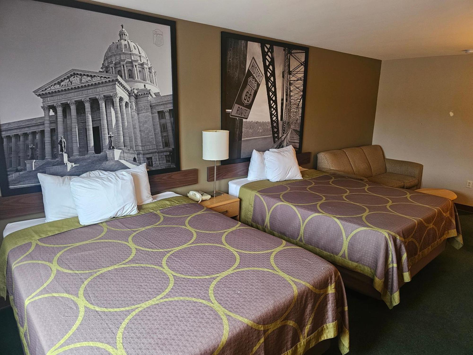 Super 8 By Wyndham Ava Motel Ngoại thất bức ảnh