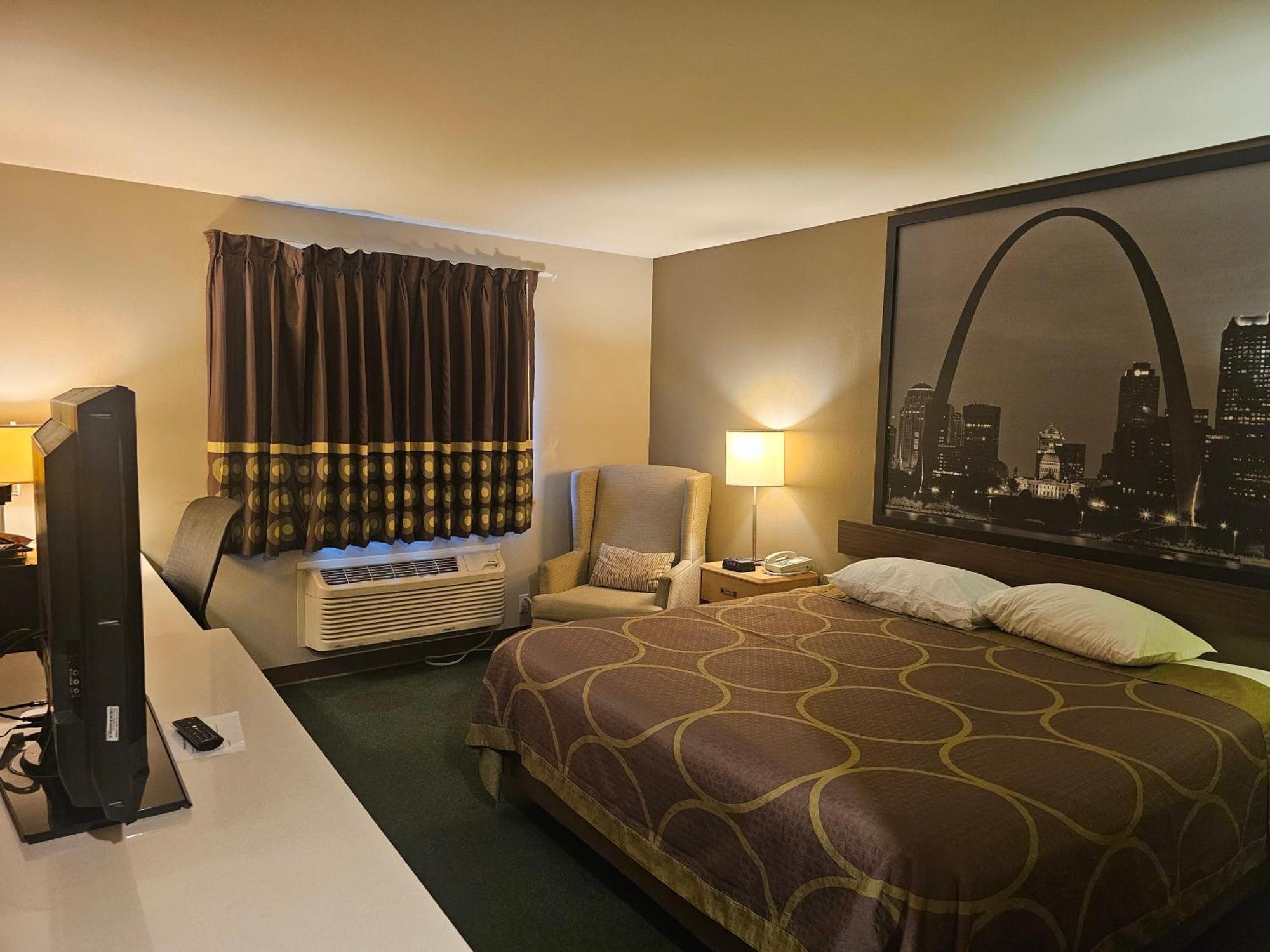 Super 8 By Wyndham Ava Motel Ngoại thất bức ảnh