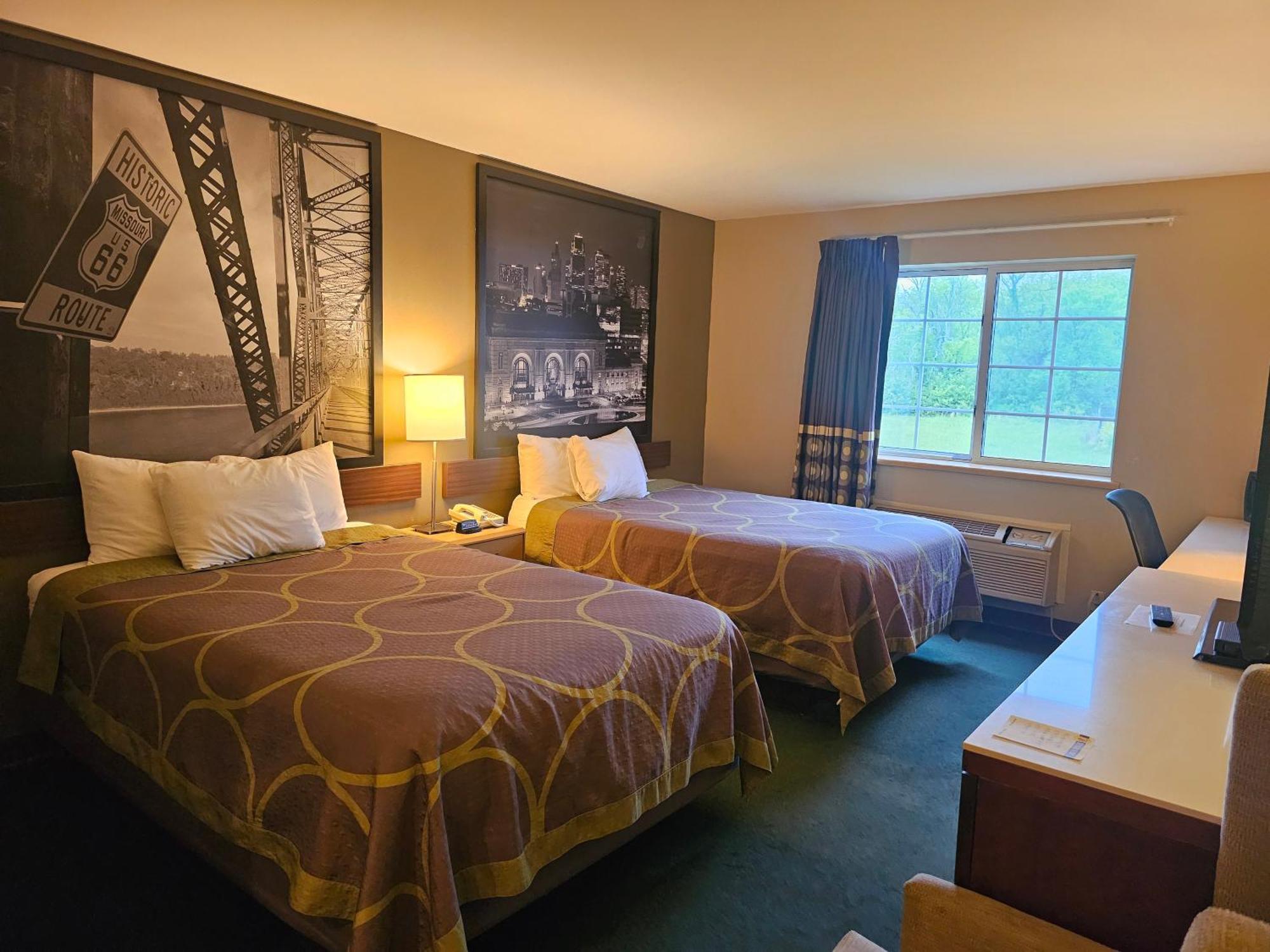 Super 8 By Wyndham Ava Motel Ngoại thất bức ảnh